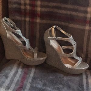 Yes I am selling this shoes ♥️